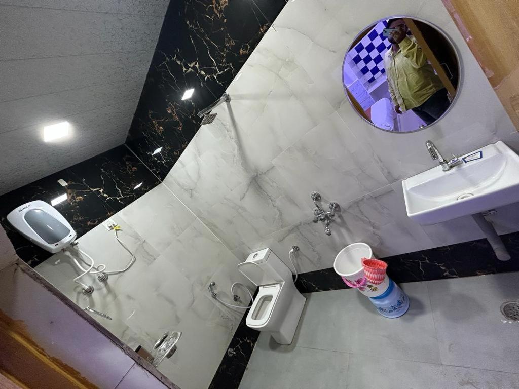 Hotel Town Grand Agra  Kültér fotó